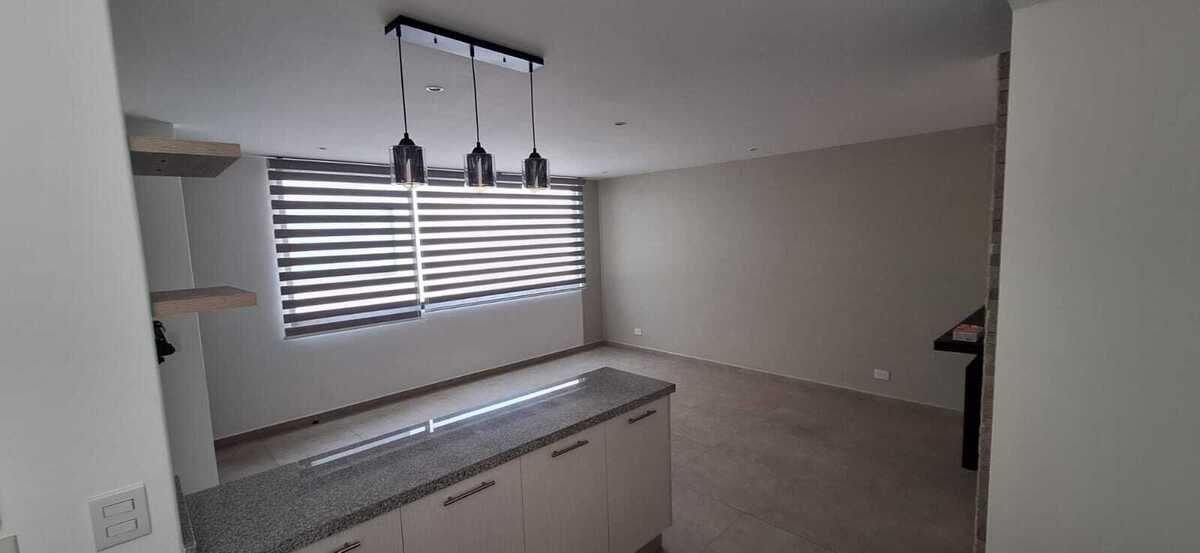3 de 12: SALA-COMEDOR
