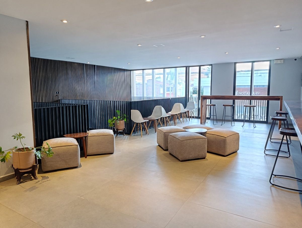 18 of 18: Coworking