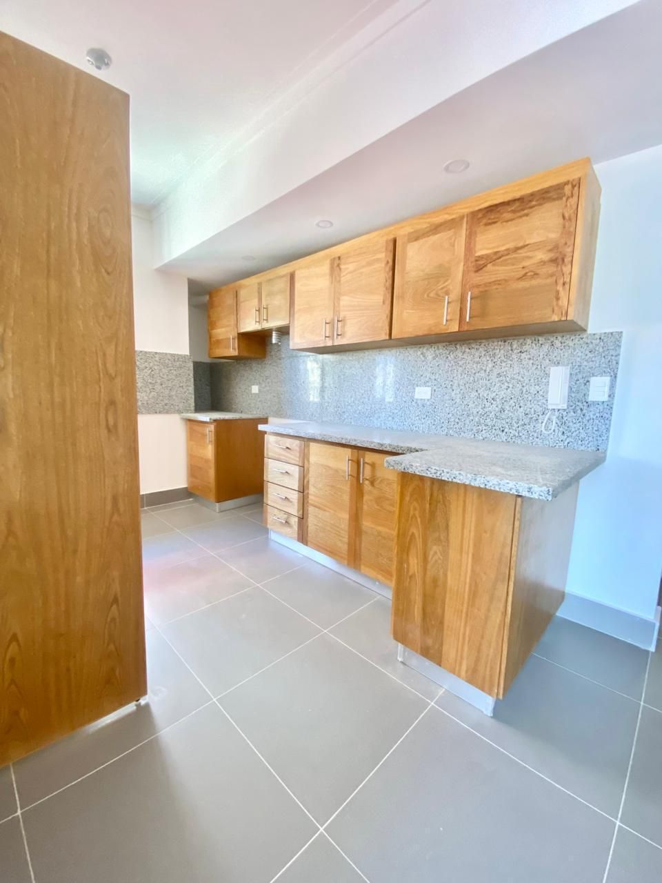 Apartamentos en Venta Jardines del Sur, Santo Domingo