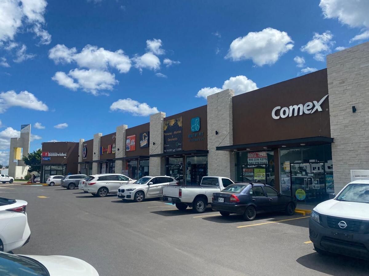 FOR SALE COMMERCIAL SPACE WITH AAA RENT - Investment with immediate income