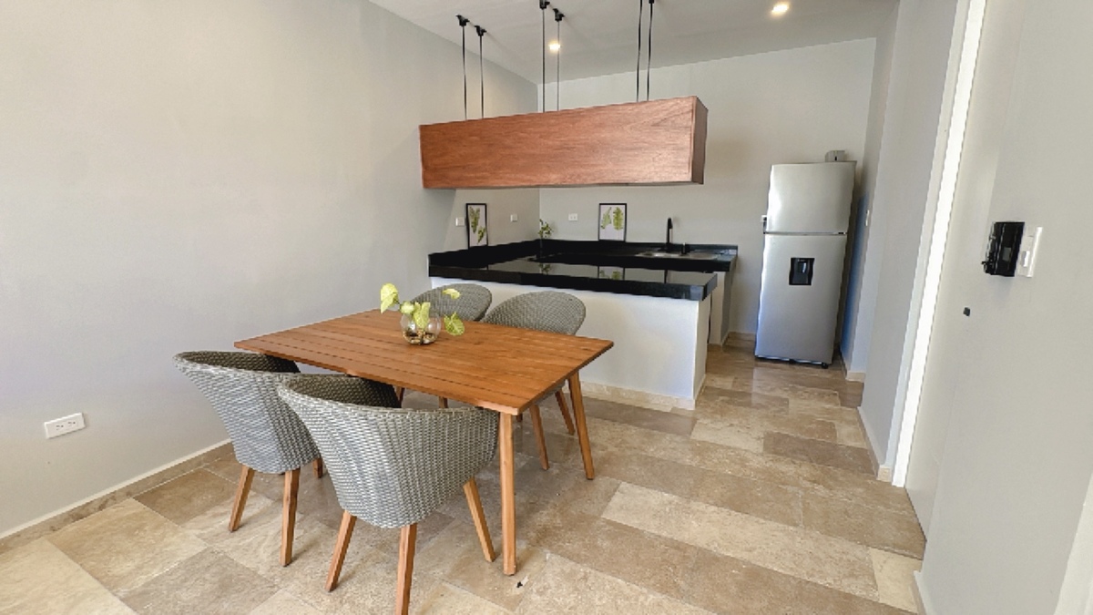 2 de 14: Comedor y cocina