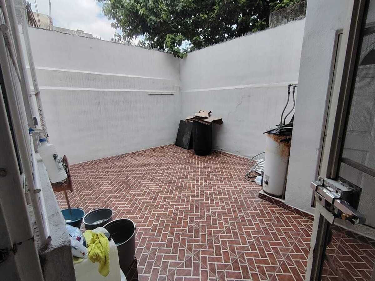 5 of 30: PATIO POSTERIOR