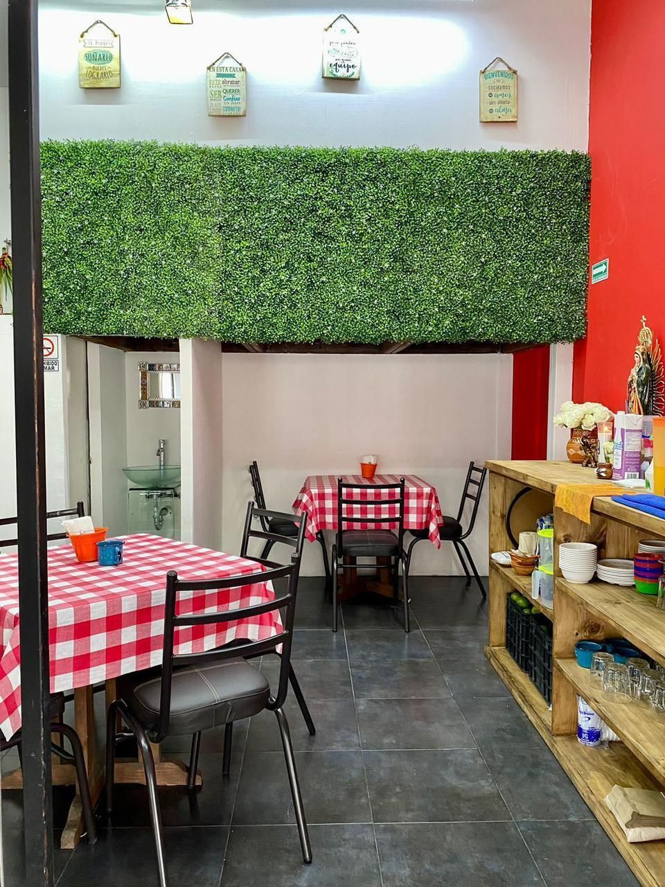3 of 7: Espacio 18m2