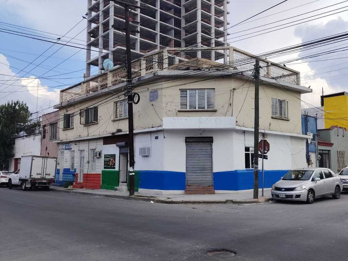 2 of 35: ESQUINA