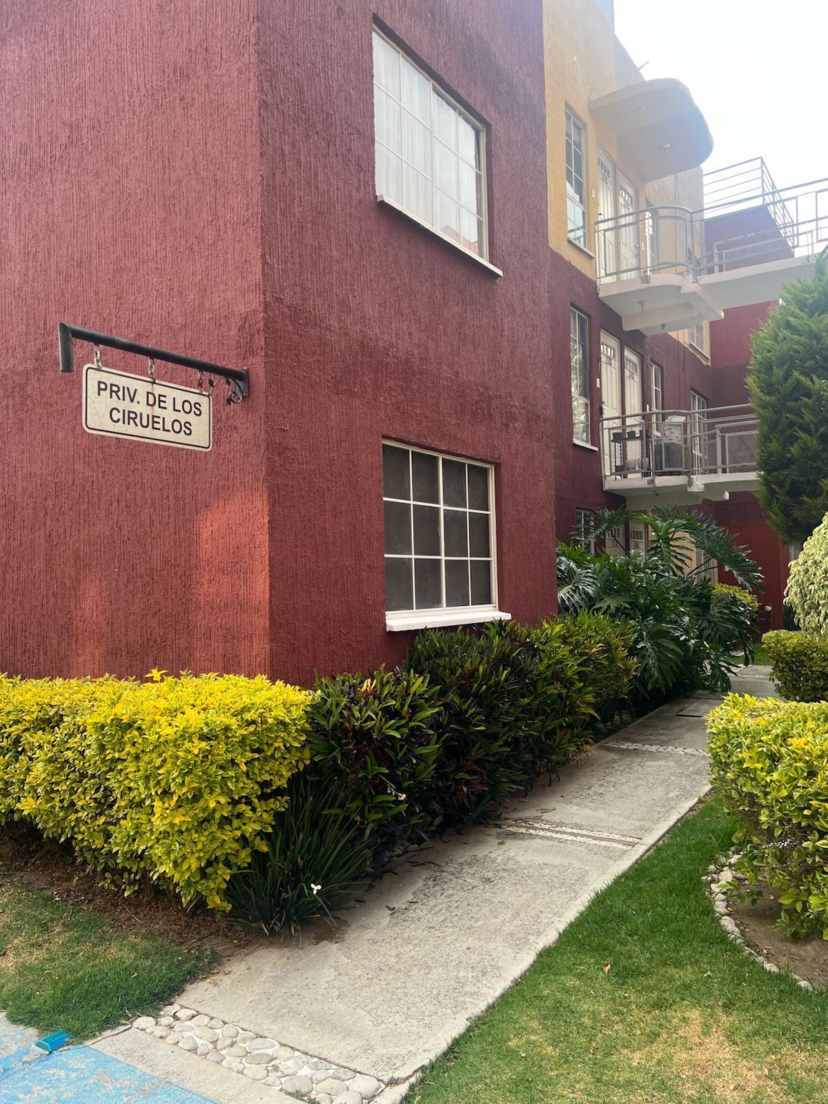 4 de 27