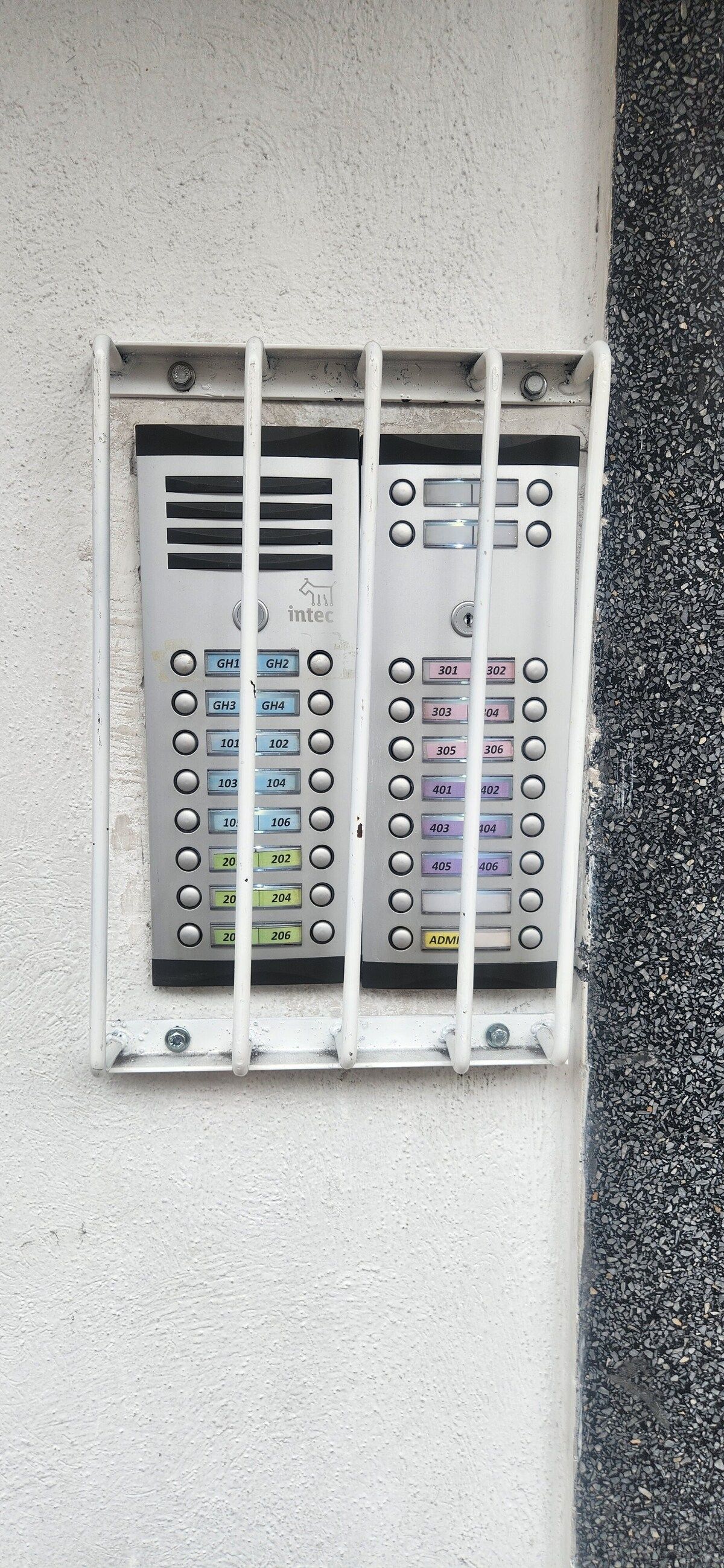 2 de 40
