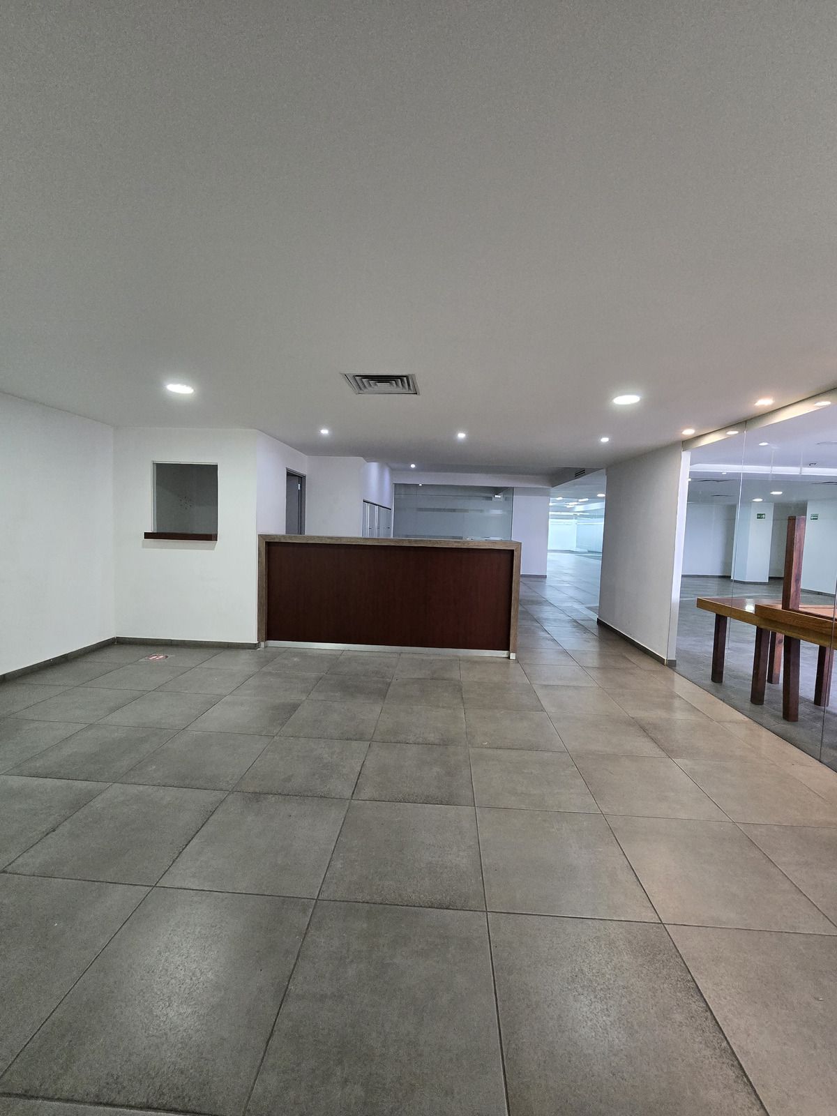 2 of 21: Recepción