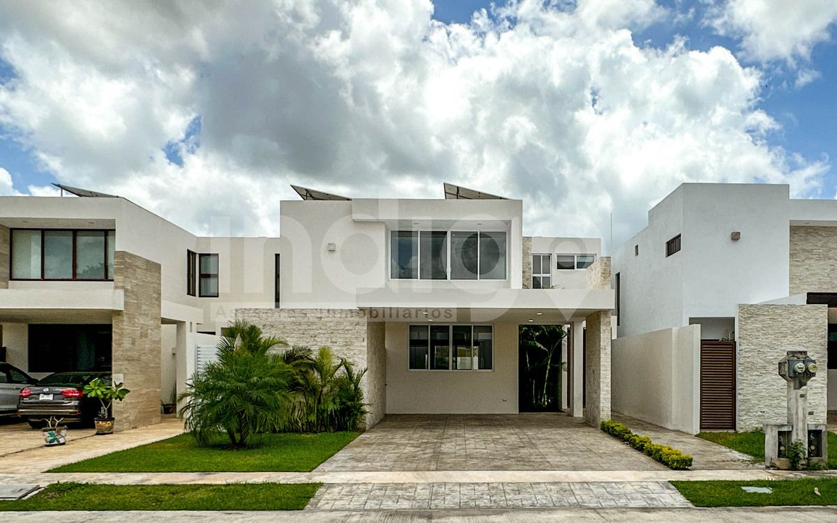2 de 50: Fachada Frontal