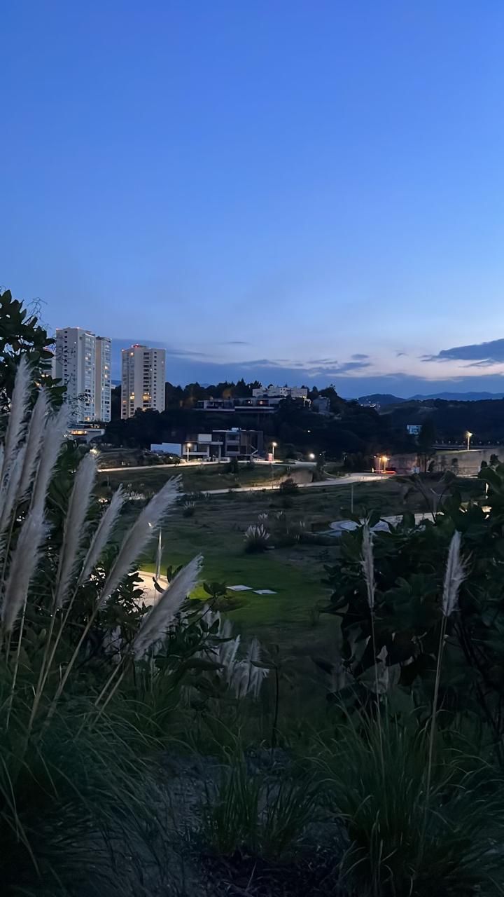 Terreno com localização privilegiada em Bosque Real, foto 1 de 4