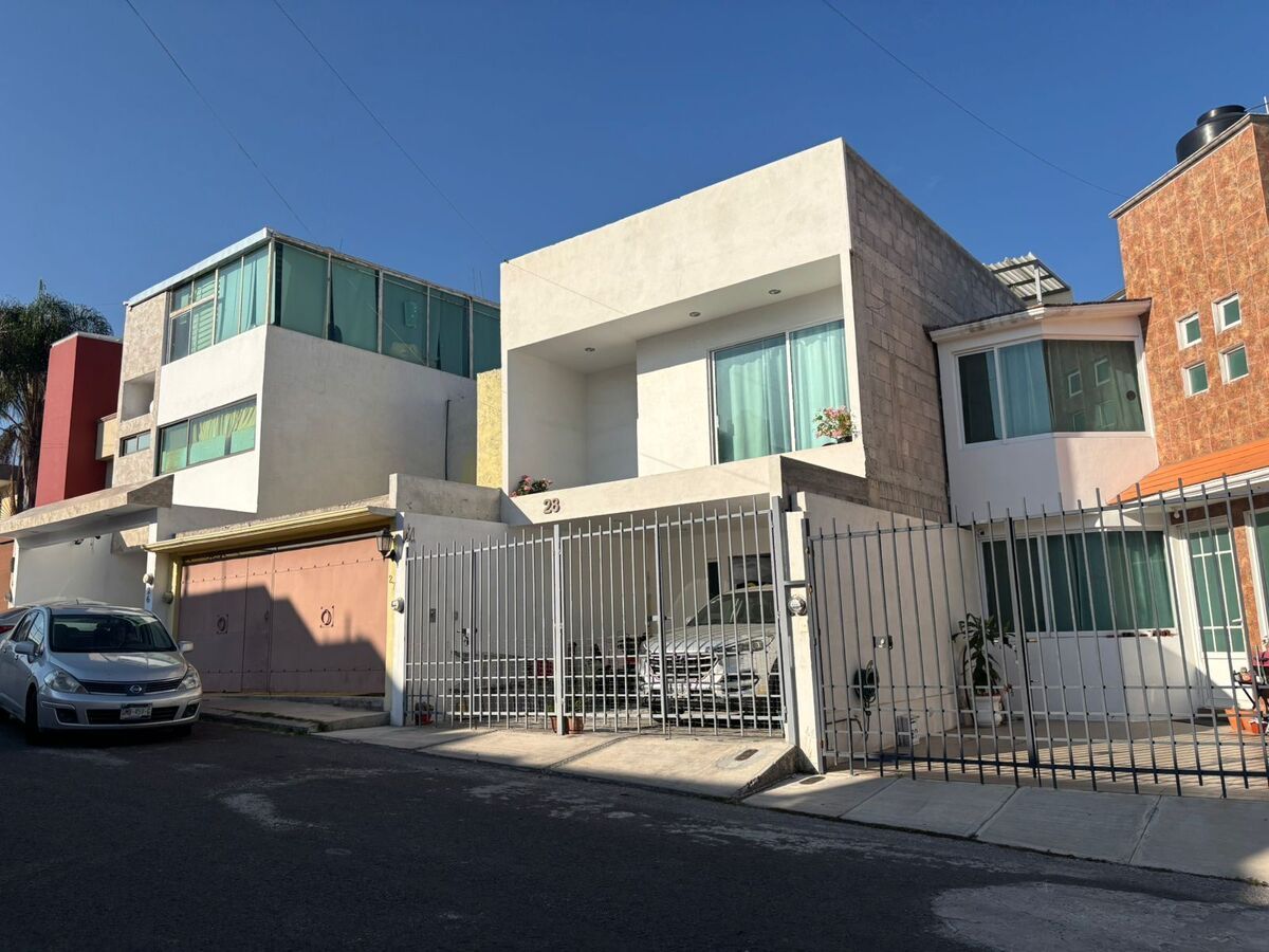 1 de 20: fachada
