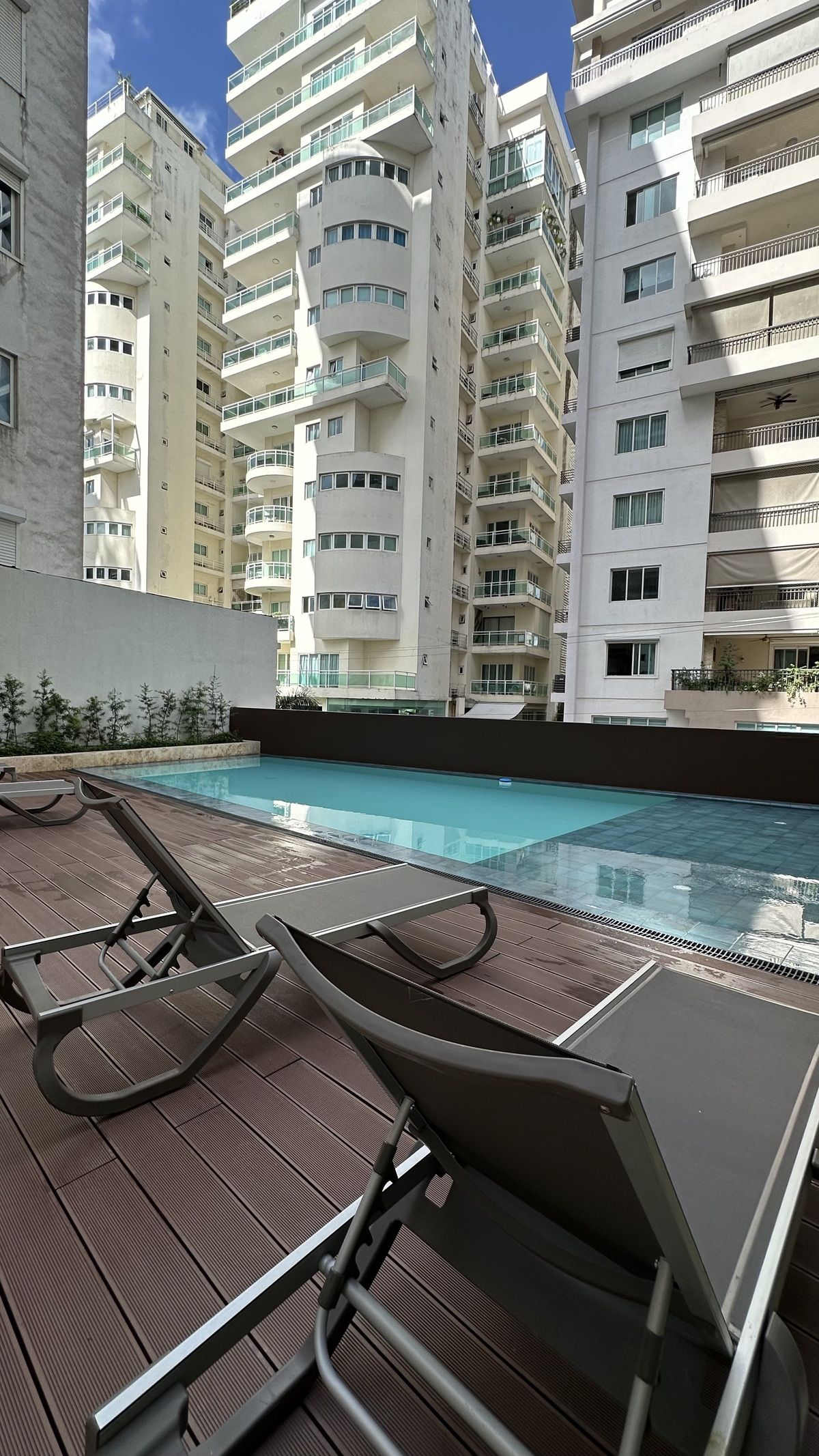 3 de 17: Piscina