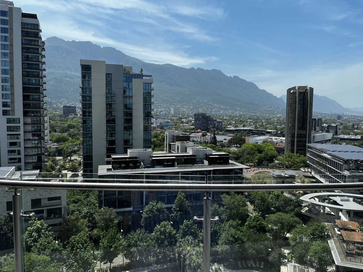 3 de 16