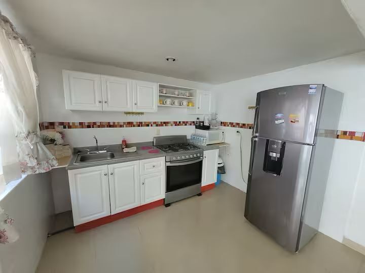 3 of 23: COCINA