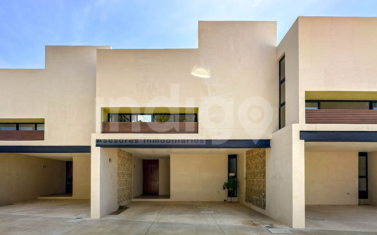 1 de 40: Fachada Frontal