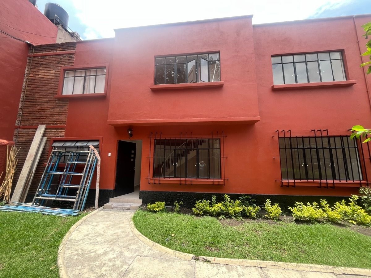 1 de 18: Fachada