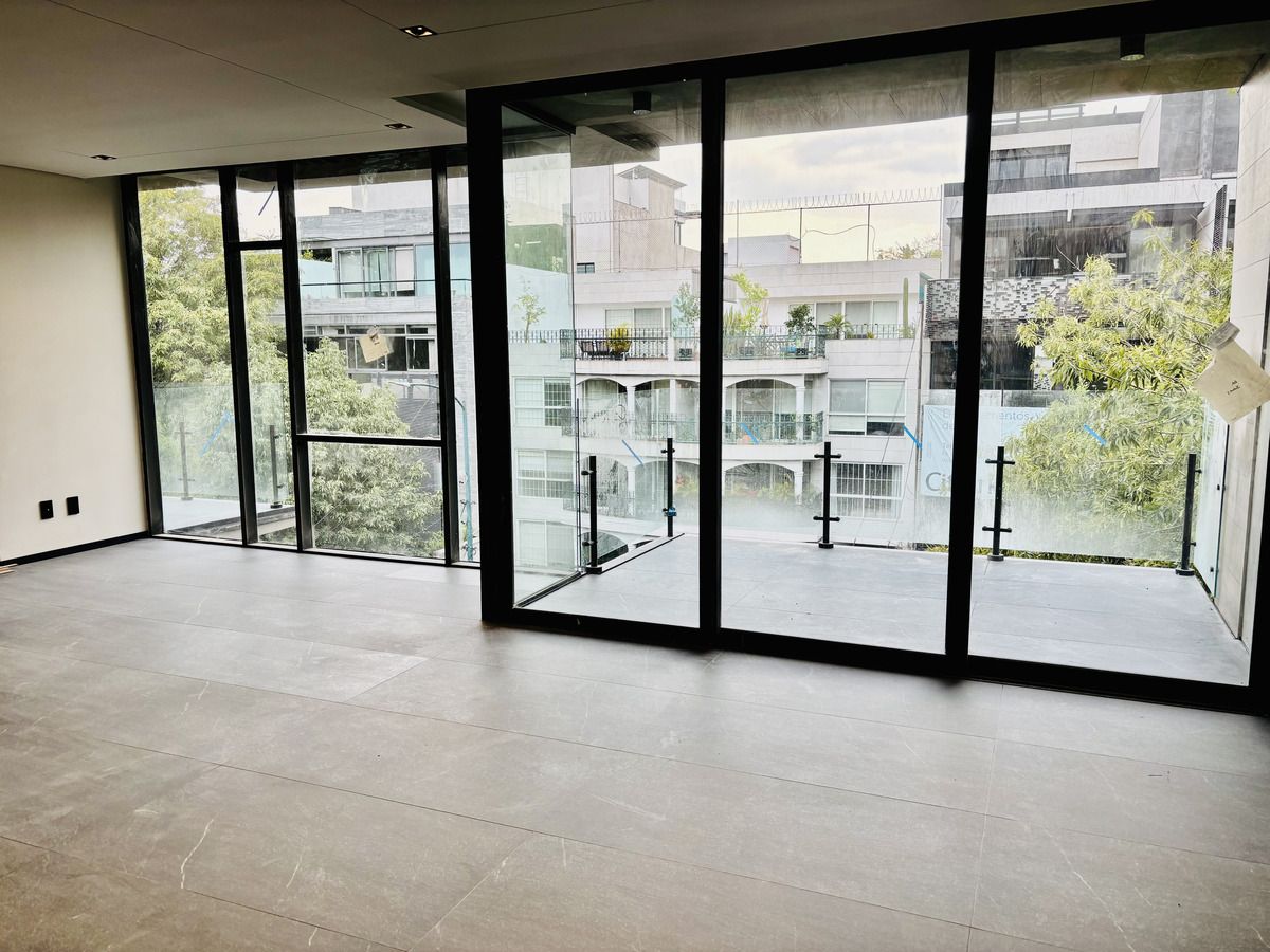 1 of 13: sala comedor con terraza