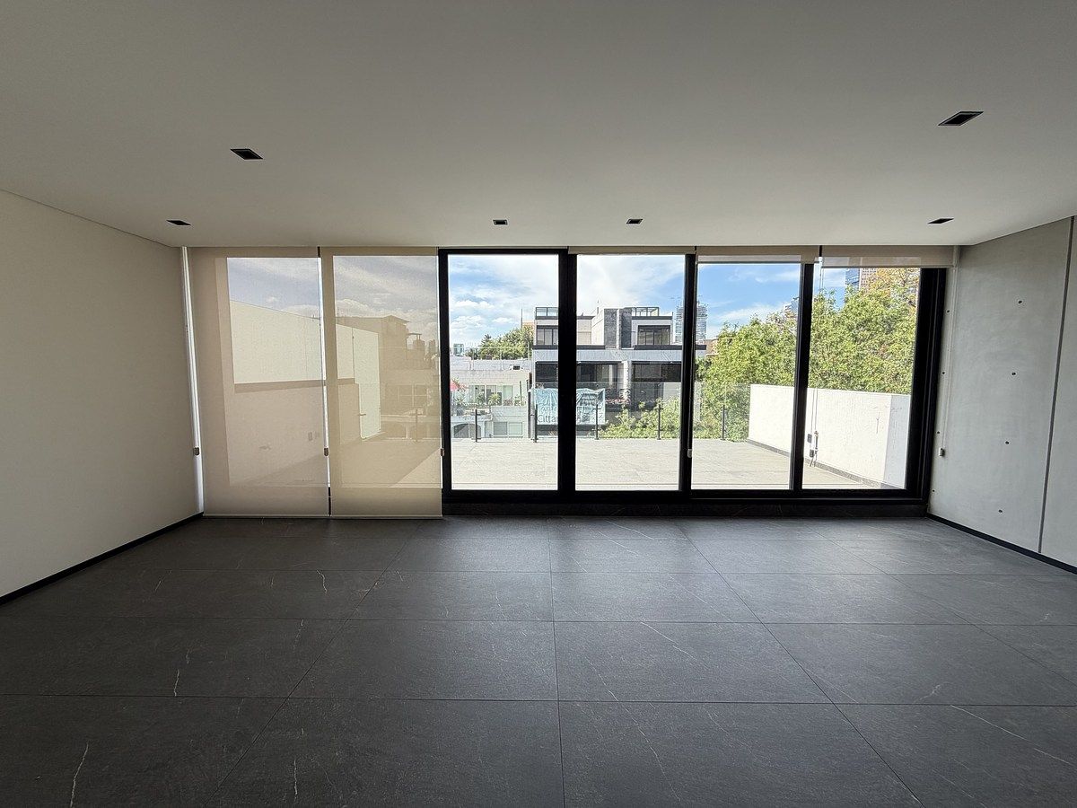 3 de 19: SALA-COMEDOR