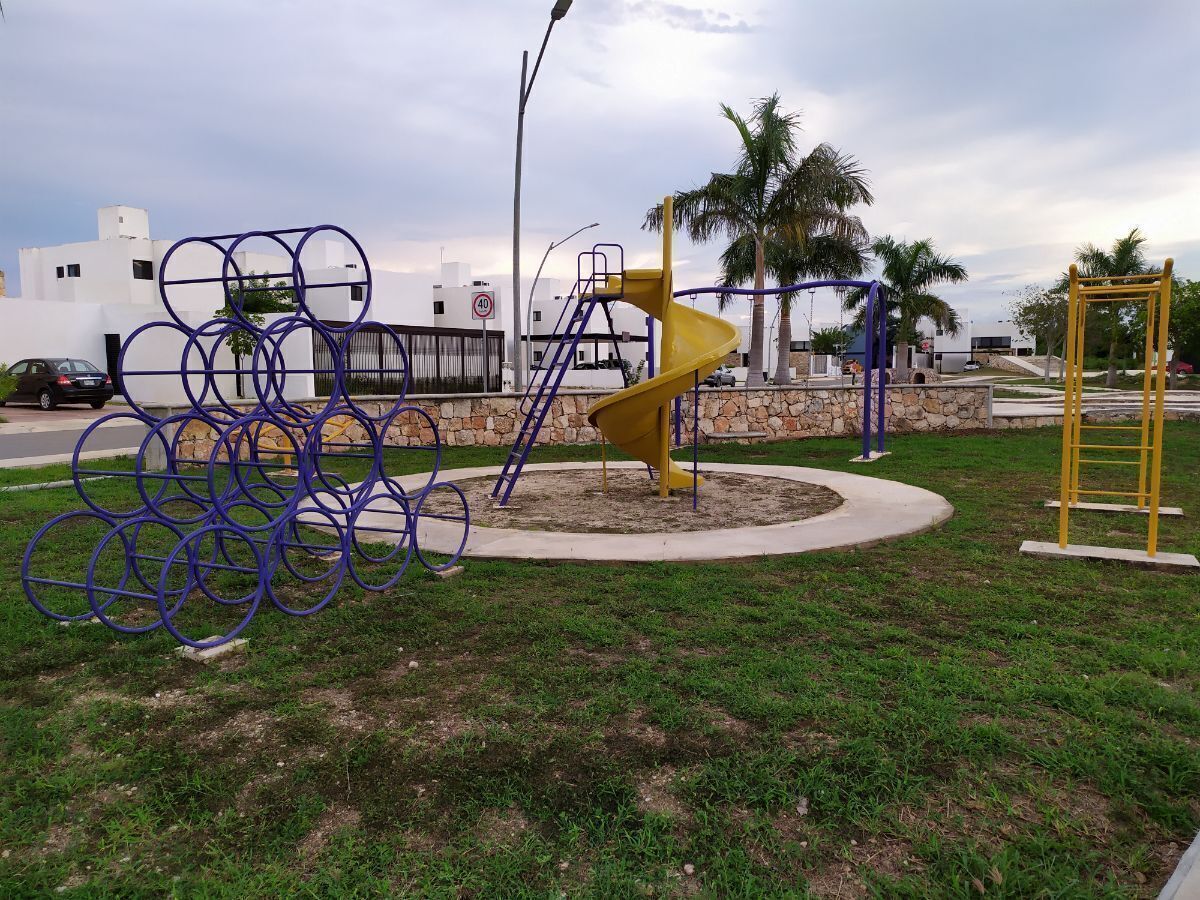 28 de 44