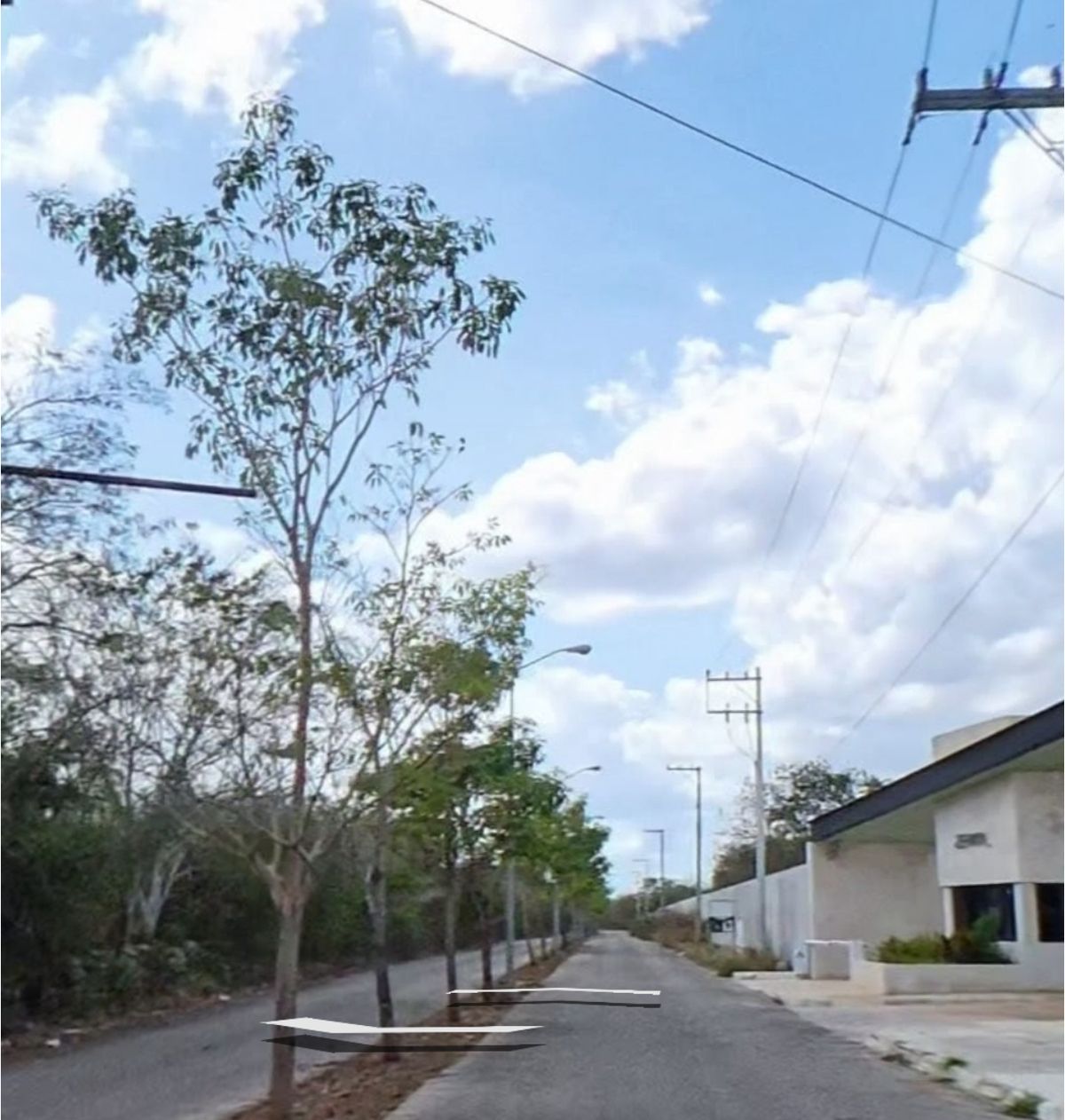 3 of 5: Avenida