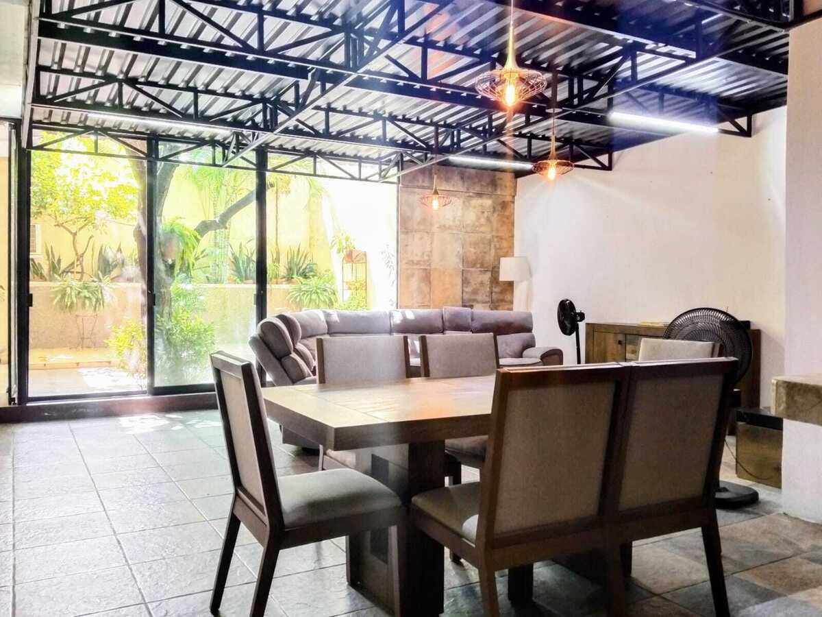 3 de 25: comedor en planta baja