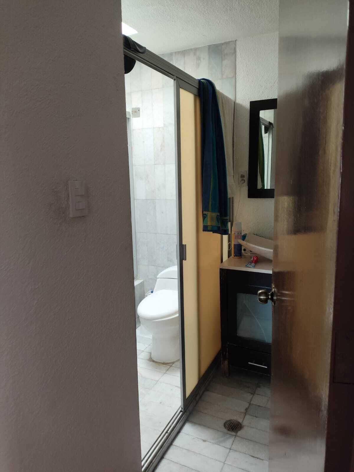 9 de 20: Baño Princpal