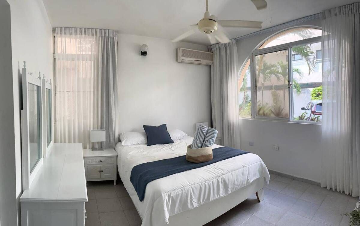 8 de 13: HABITACIÓN