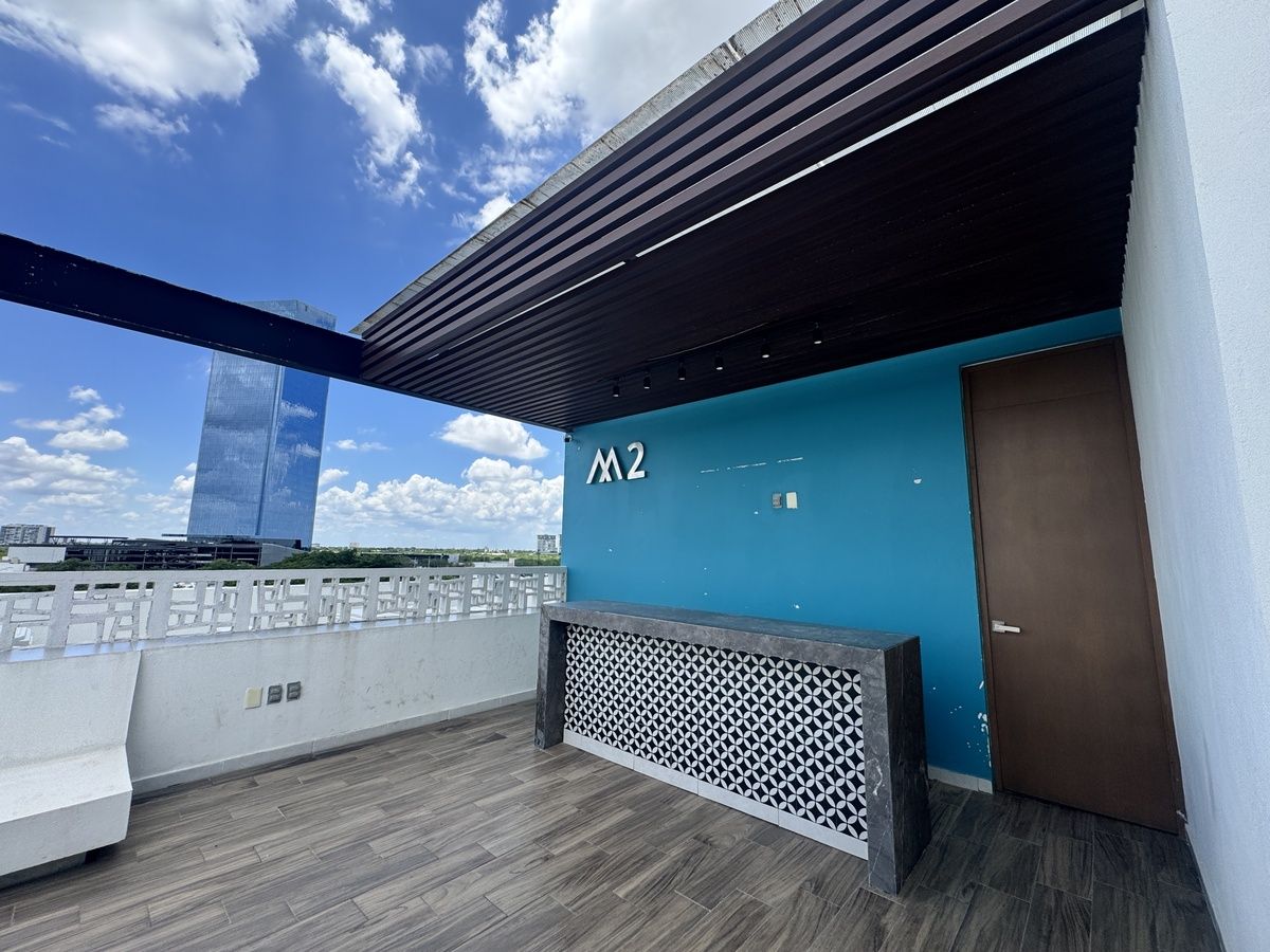 17 de 22: roof top con vista al Sky