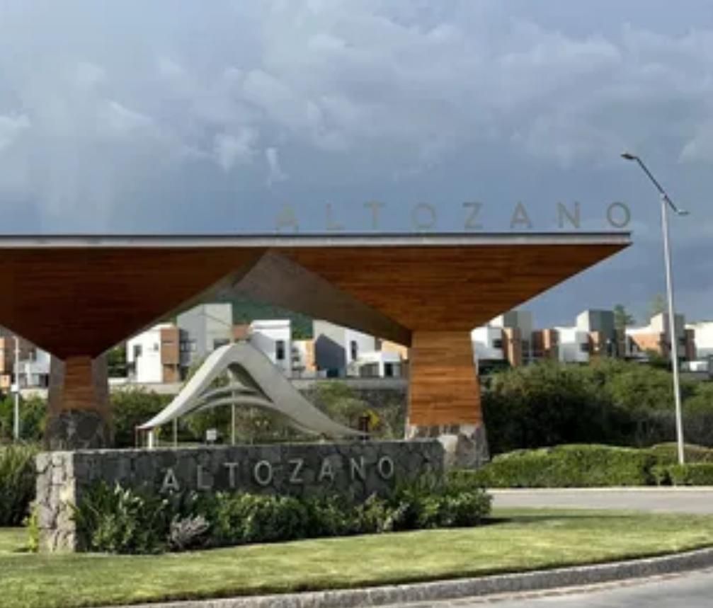 2 de 4