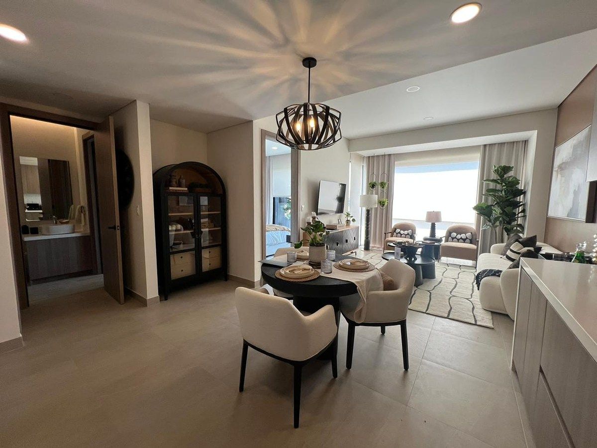 Departamentos en venta en ALTUM VICTORIA. Cerca de Buena Vista, Garita, Zona Rio