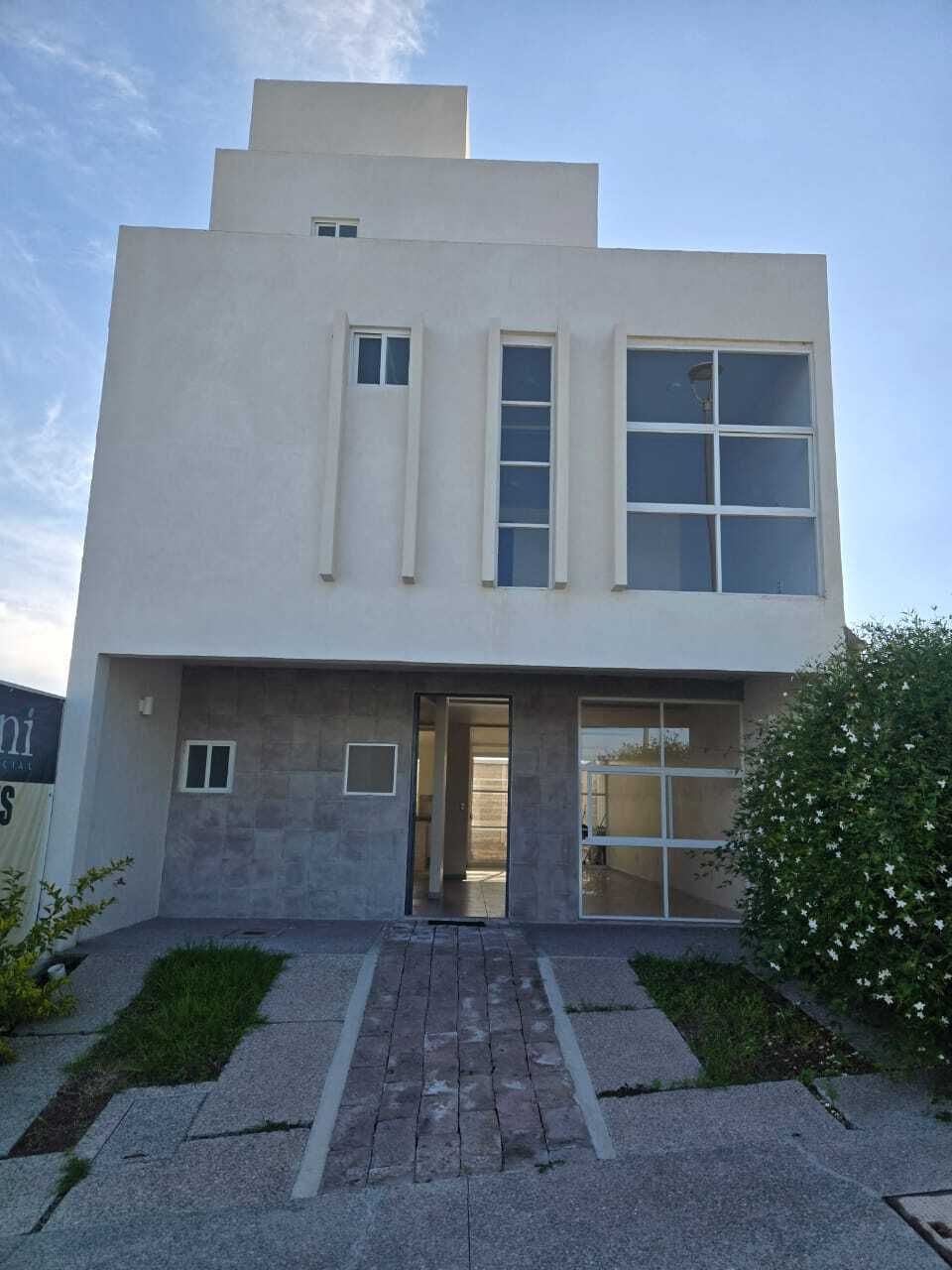 8 de 27