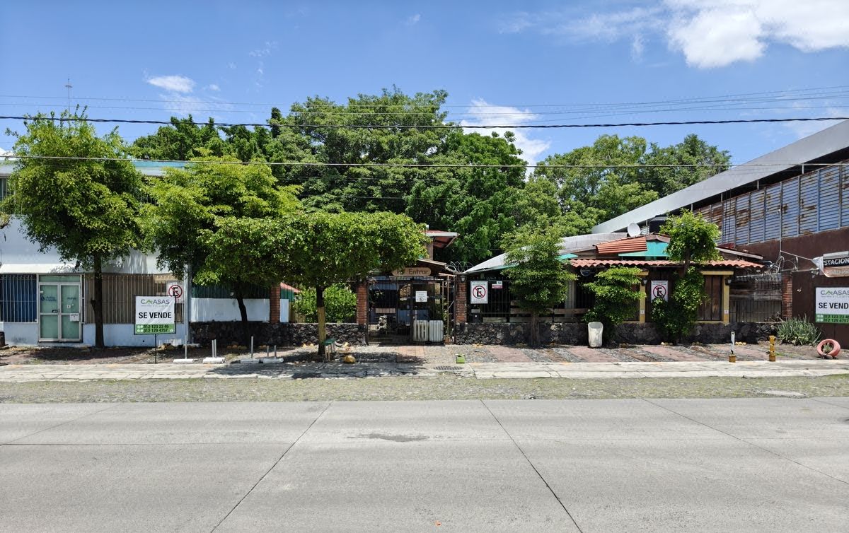 Terreno Comercial en Venta