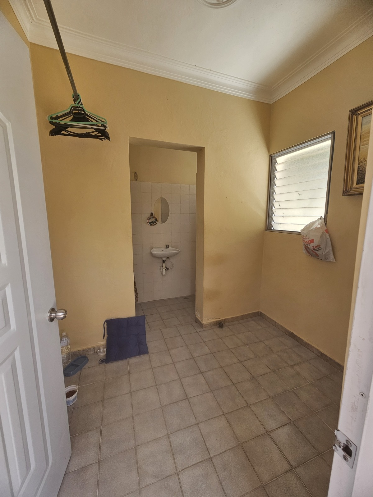 18 de 48: Habitación de servicio