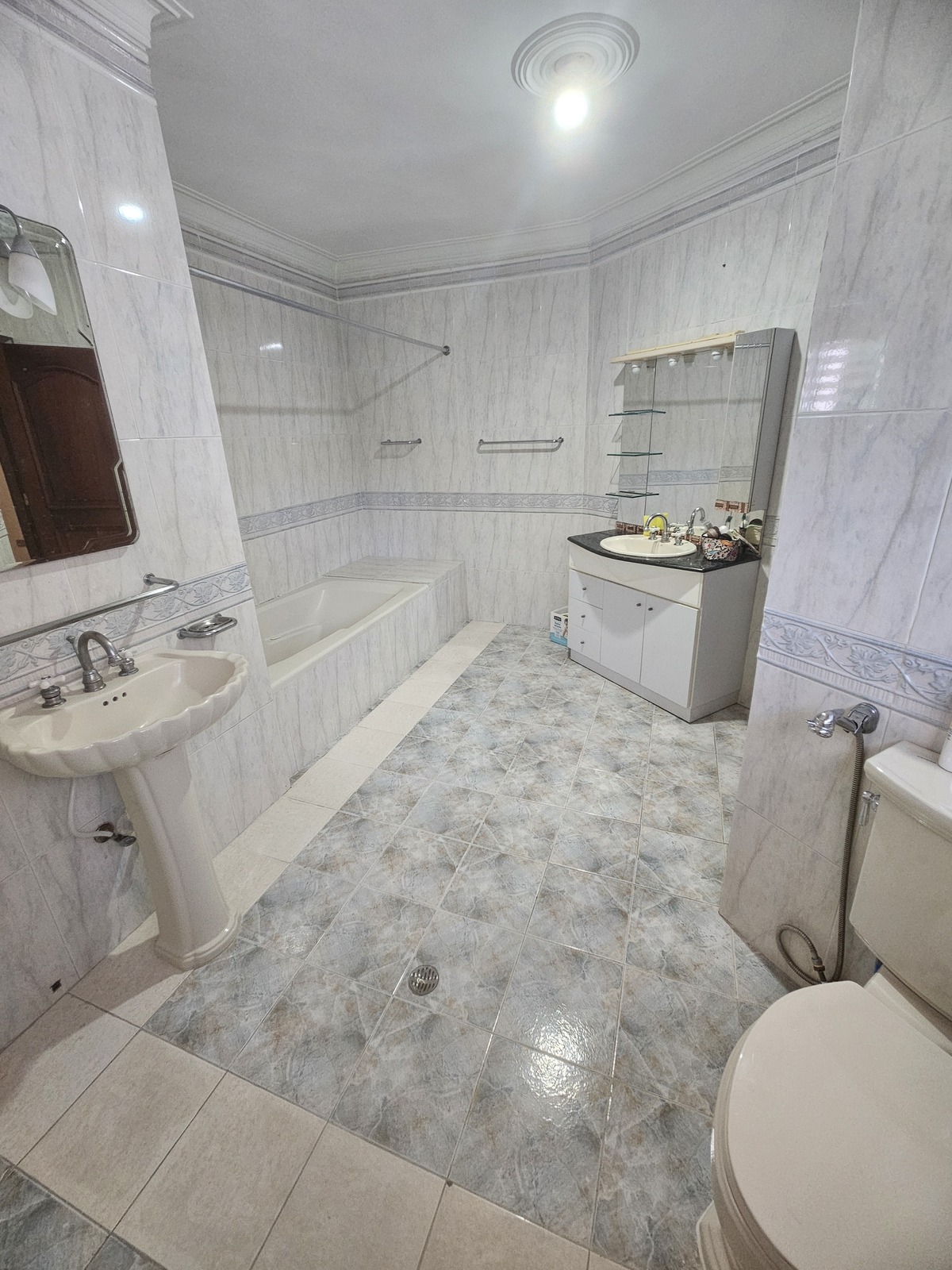 36 de 48: Baño hab. principal