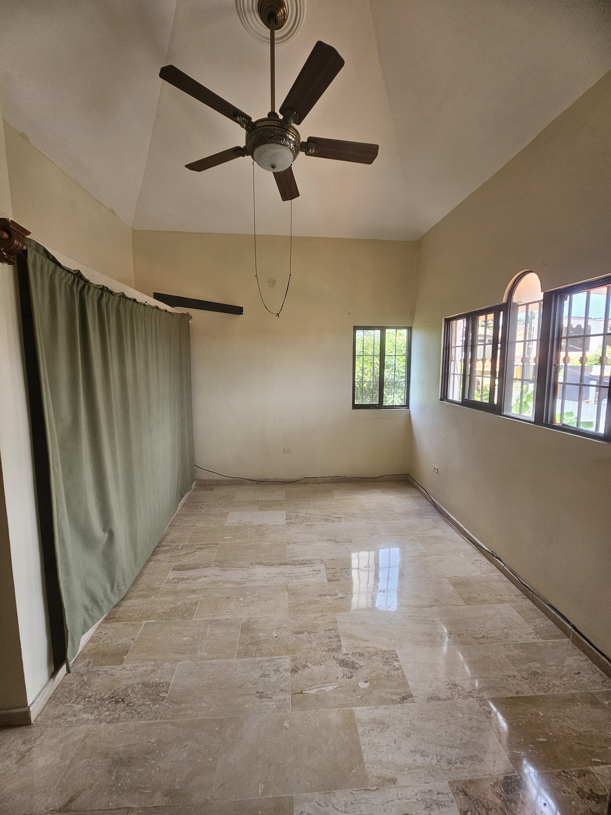 45 de 48: Habitación secundaria 2