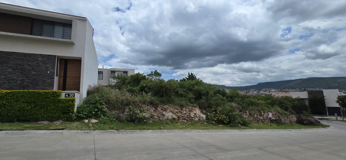 2 de 3