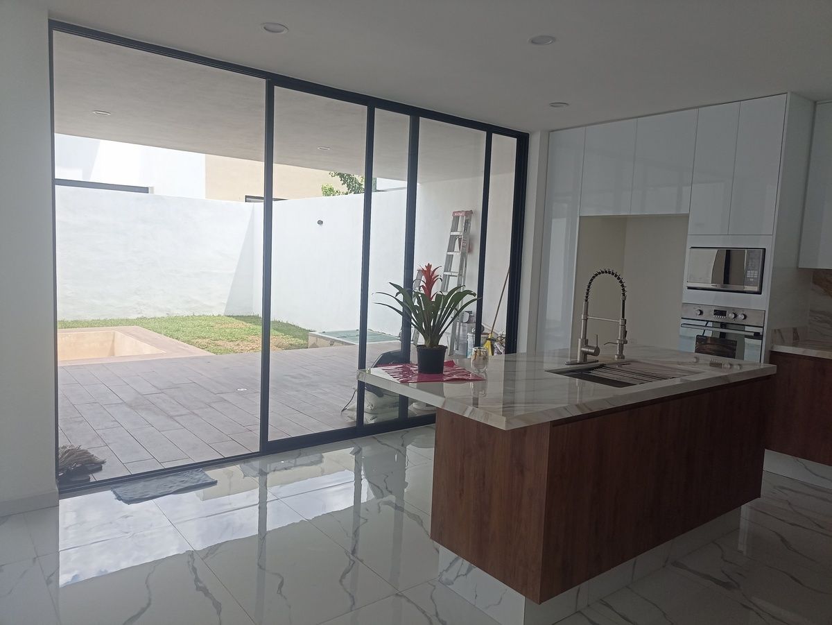 3 of 11: Cocina