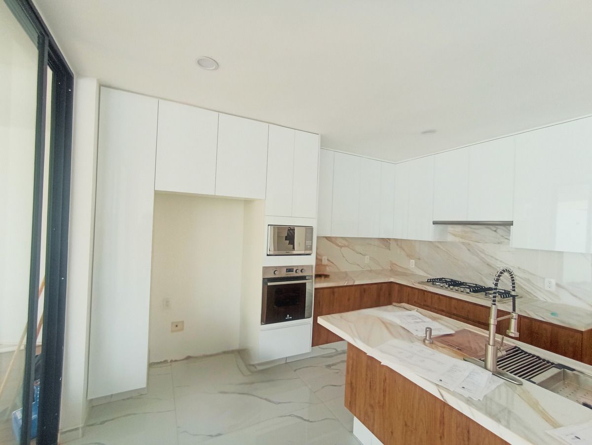 4 of 11: cocina