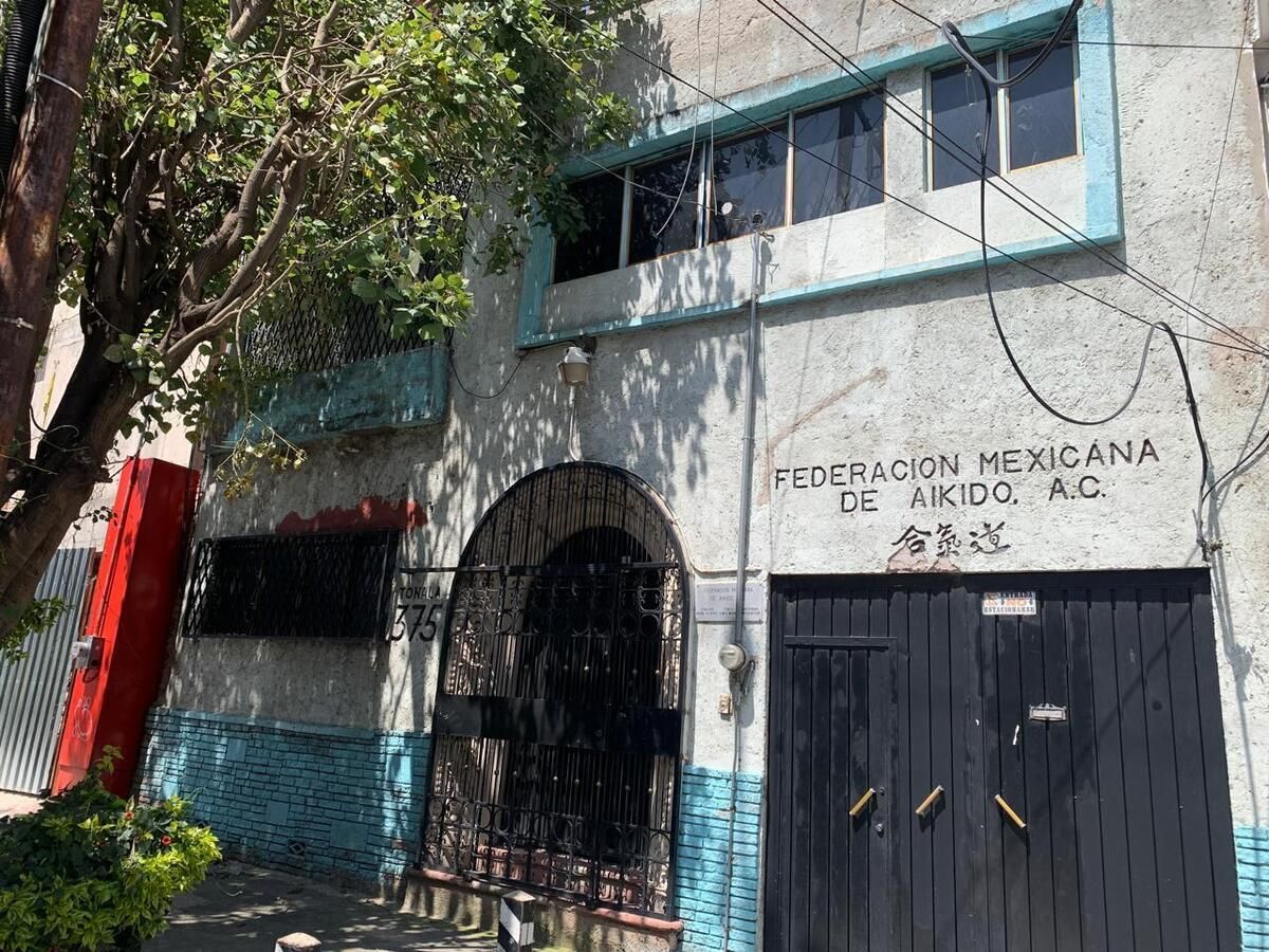 1 de 2