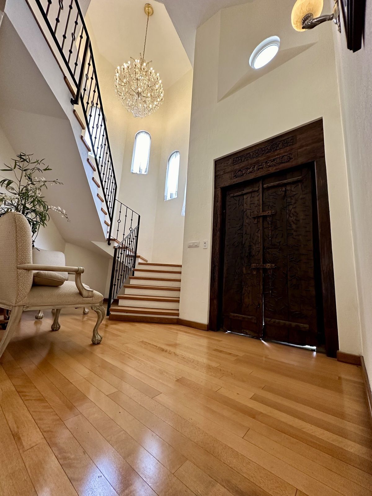 INCREIBLE RESIDENCIA DENTRO DE EXCLUSIVO COTO EN LOMAS DEL VALLE GUADALAJARA - foto 4