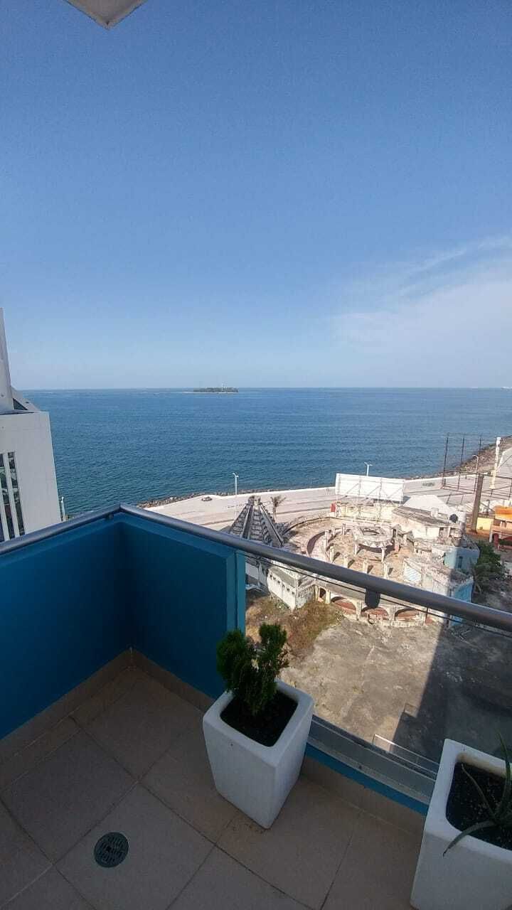 4 de 16