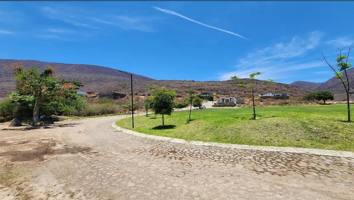 OPORTUNIDAD TERRENO EN VENTA JOCOTEPEC LAGO DE CHAPALA FRACC VIÑEDOS LAKE - foto 1