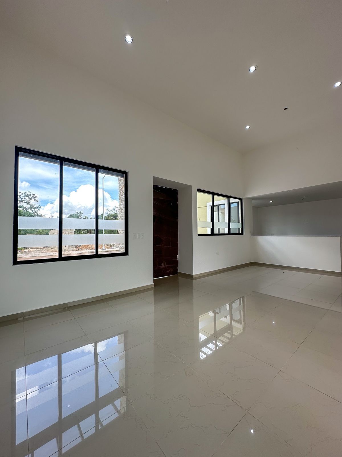 2 de 22: Sala y Comedor