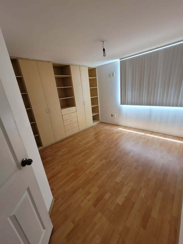 3 de 8