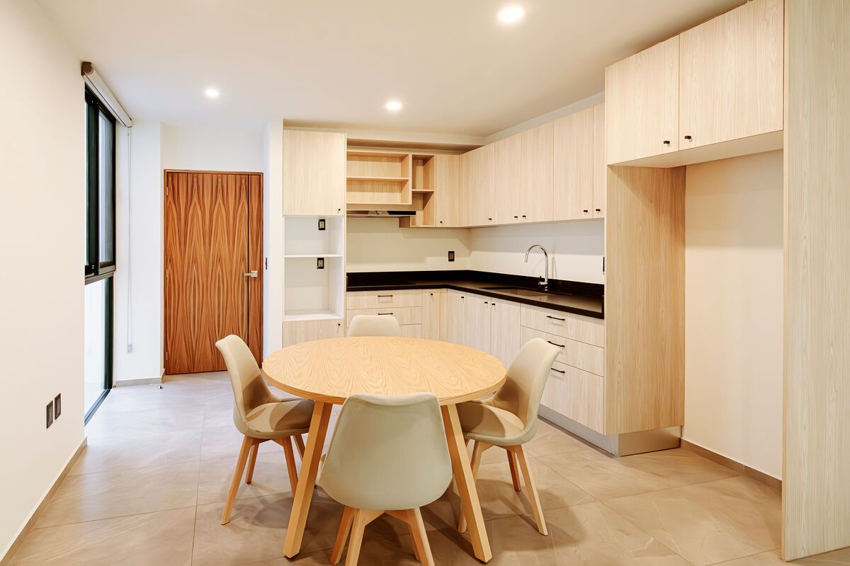 1 of 17: Cocina y comedor