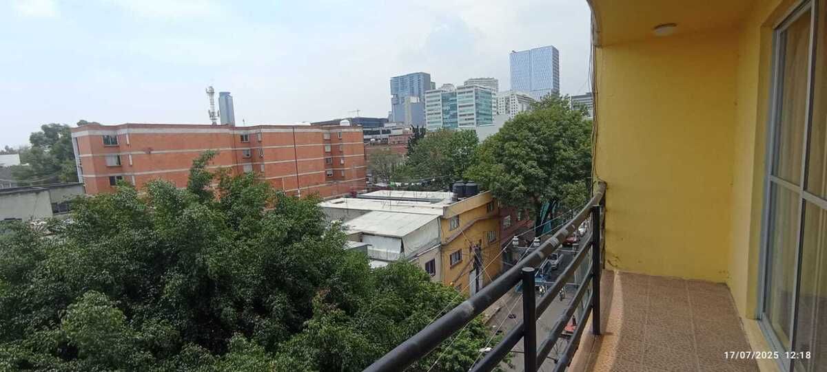13 de 16