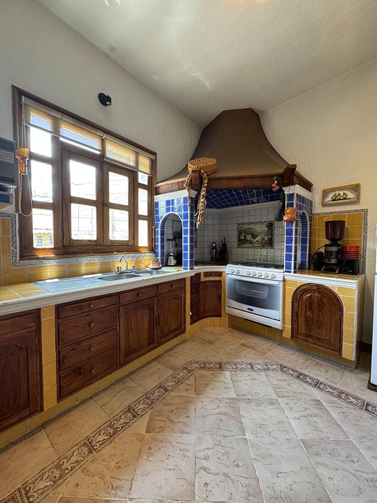 1 of 32: COCINA