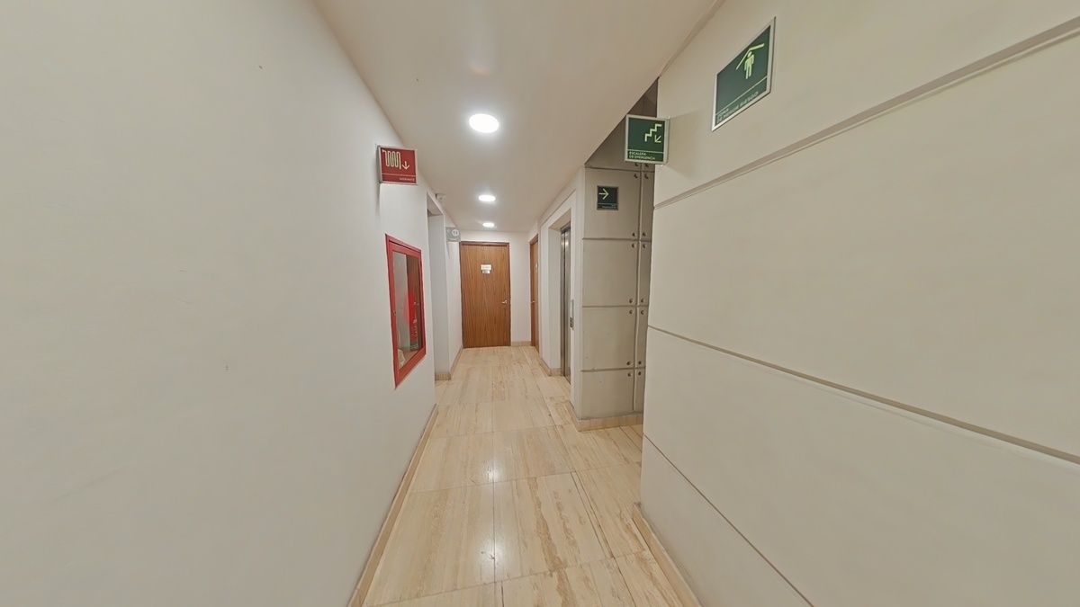 Oficinas Venta obra Blanca, con estacionamientos - foto 5