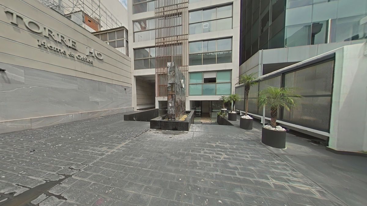 Oficinas Venta obra Blanca, con estacionamientos