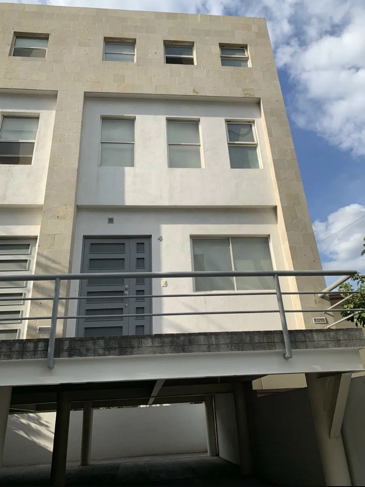 1 de 16