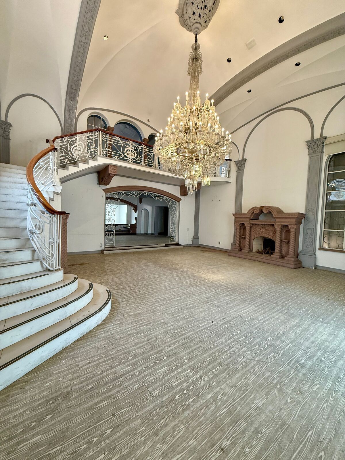https://assets.easybroker.com/property_images/5443789/94236498/EB-TX3789.jpeg?version=1754966752